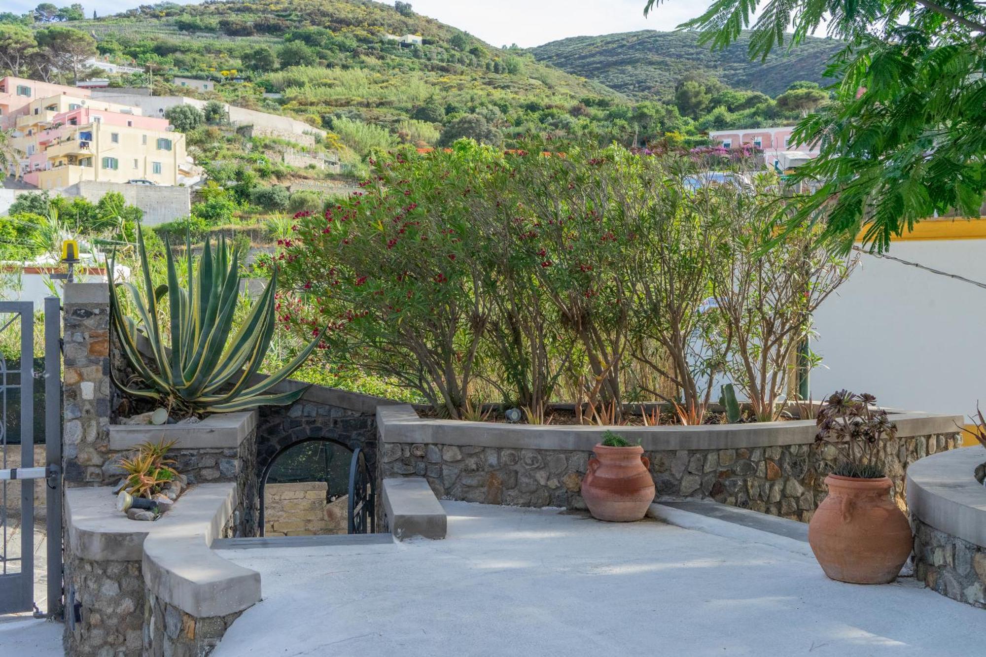 Villa Acacia Ponza Exterior photo